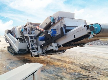 青石破碎機(jī)/青石履帶式移動破碎機(jī)/青石移動式破碎生產(chǎn)線